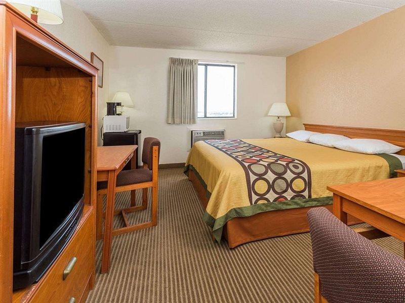 Super 8 By Wyndham Colo. Sprs. Garden Of The Gods Hotel Colorado Springs Bagian luar foto